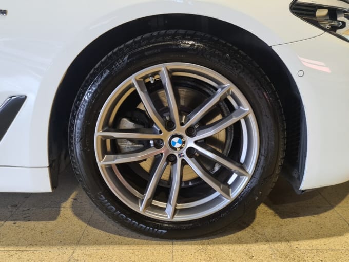 2025 BMW 5 Series