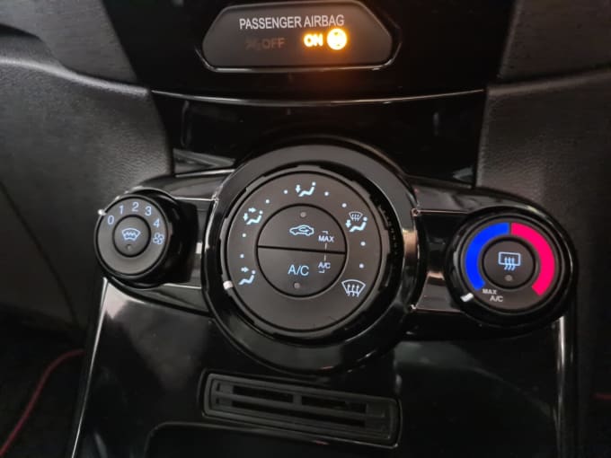 2025 Ford Fiesta