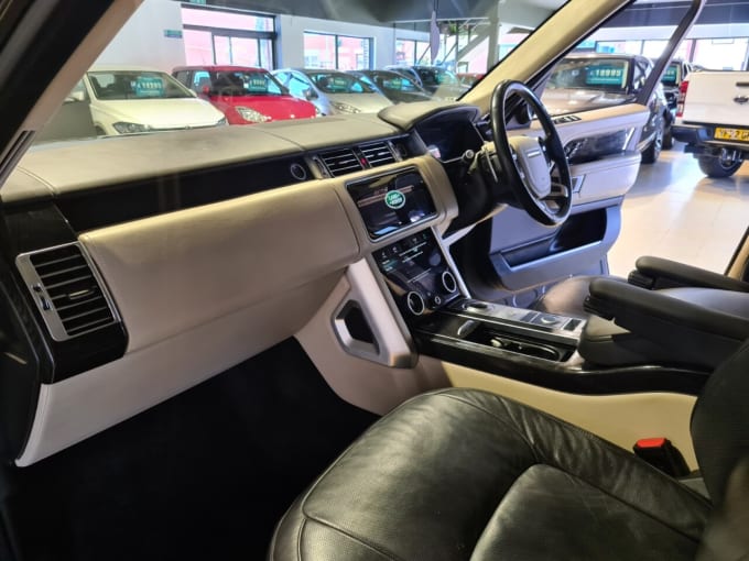 2025 Land Rover Range Rover
