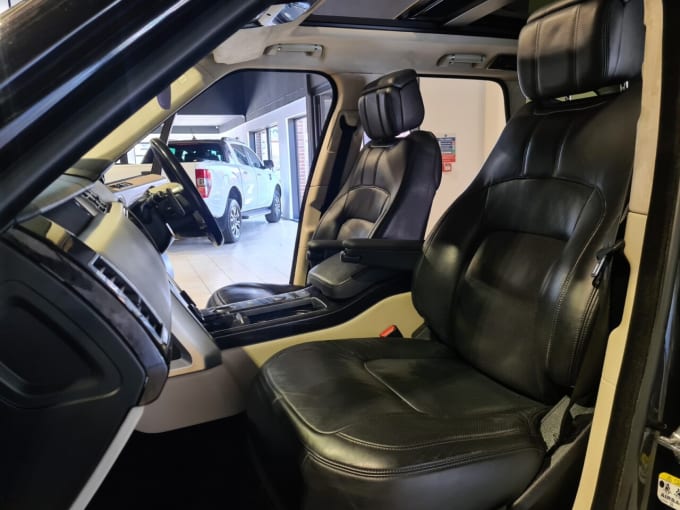 2025 Land Rover Range Rover