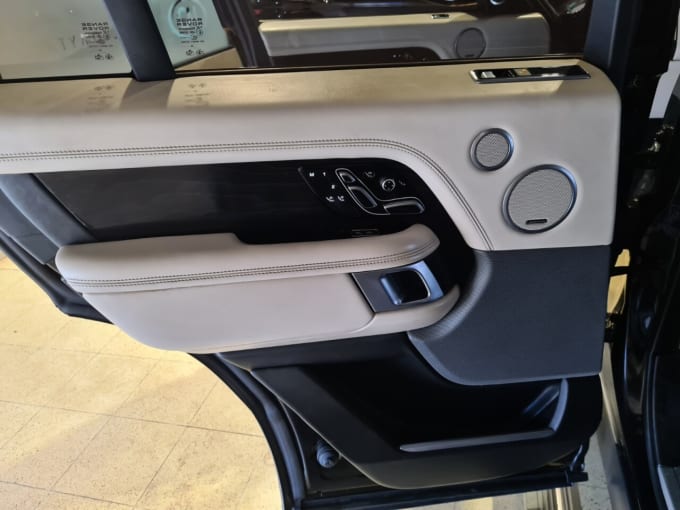 2025 Land Rover Range Rover