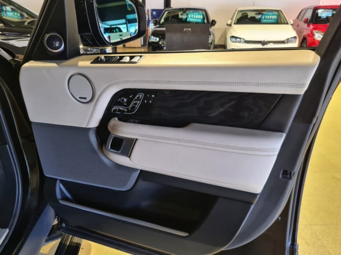 2025 Land Rover Range Rover