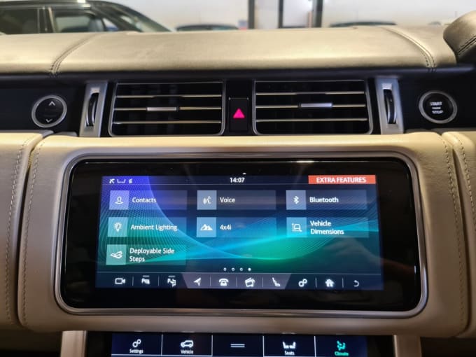 2025 Land Rover Range Rover