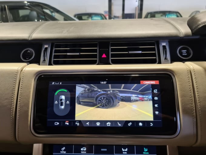 2025 Land Rover Range Rover