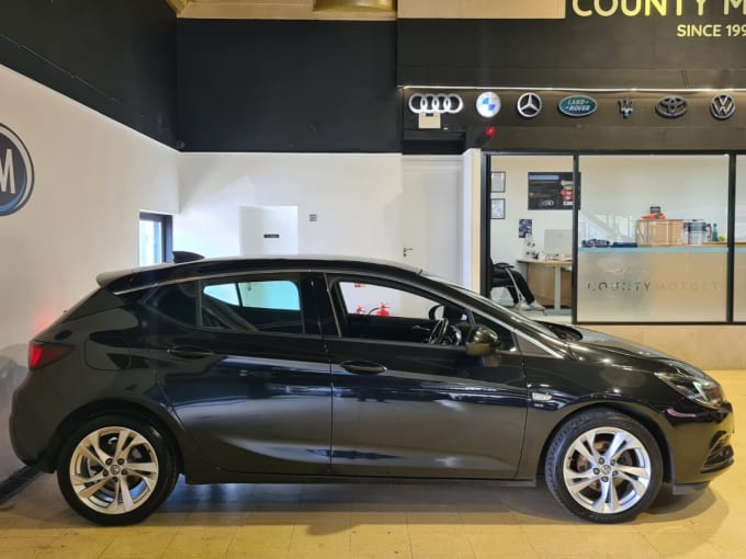 2025 Vauxhall Astra