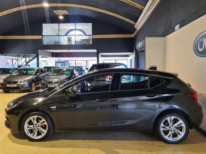 2025 Vauxhall Astra