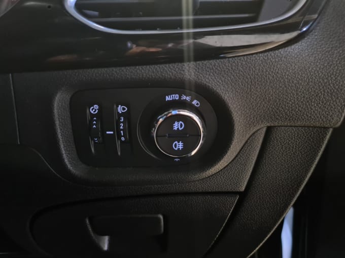 2025 Vauxhall Astra