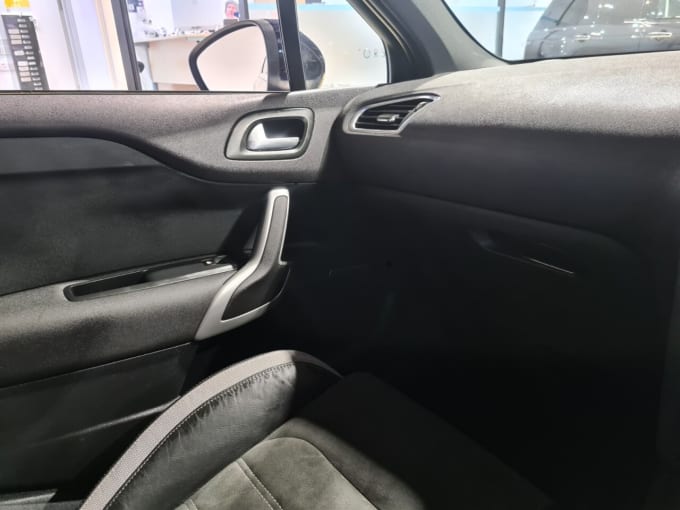 2025 Ds Automobiles Ds 4
