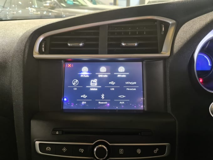 2025 Ds Automobiles Ds 4