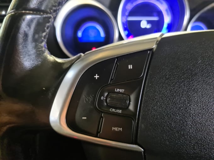 2025 Ds Automobiles Ds 4