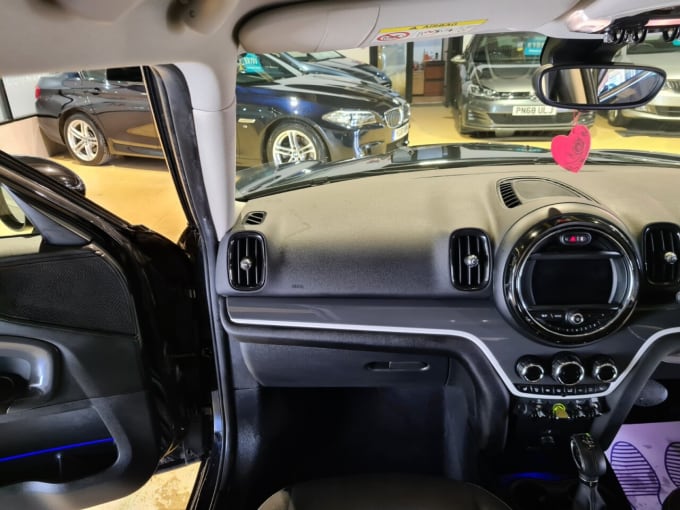 2025 Mini Countryman