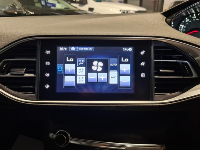 2025 Peugeot 308