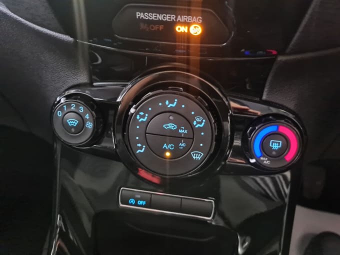 2025 Ford Fiesta