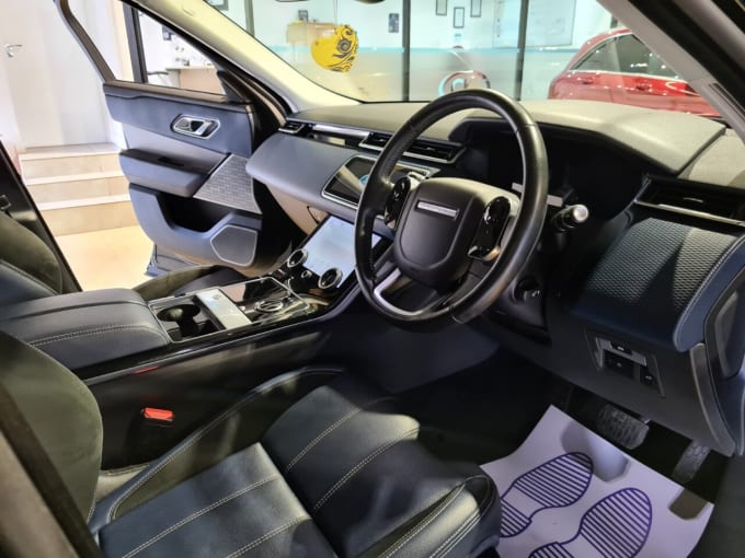 2025 Land Rover Range Rover Velar