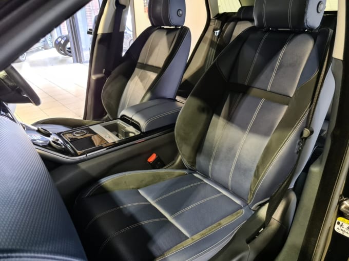 2025 Land Rover Range Rover Velar