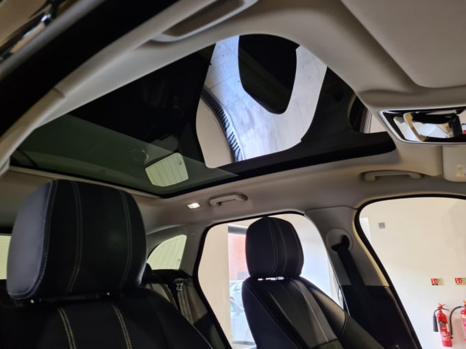 2025 Land Rover Range Rover Velar