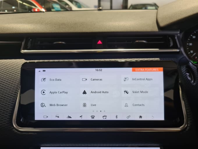 2025 Land Rover Range Rover Velar