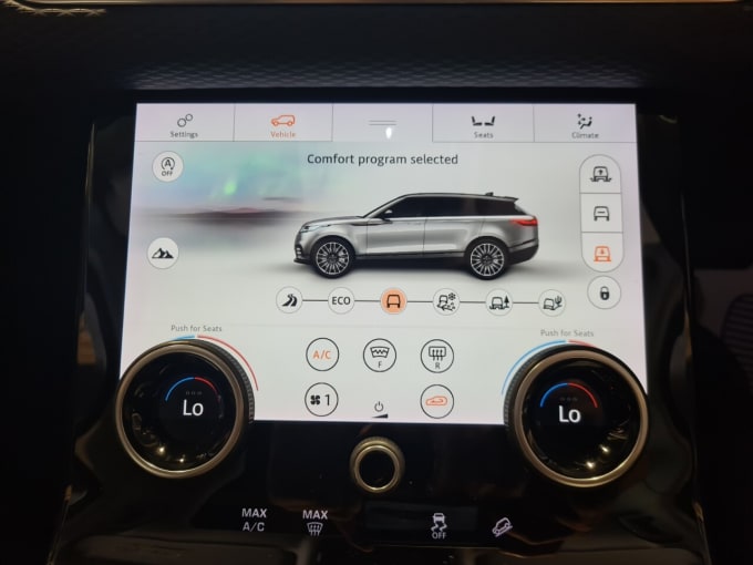 2025 Land Rover Range Rover Velar
