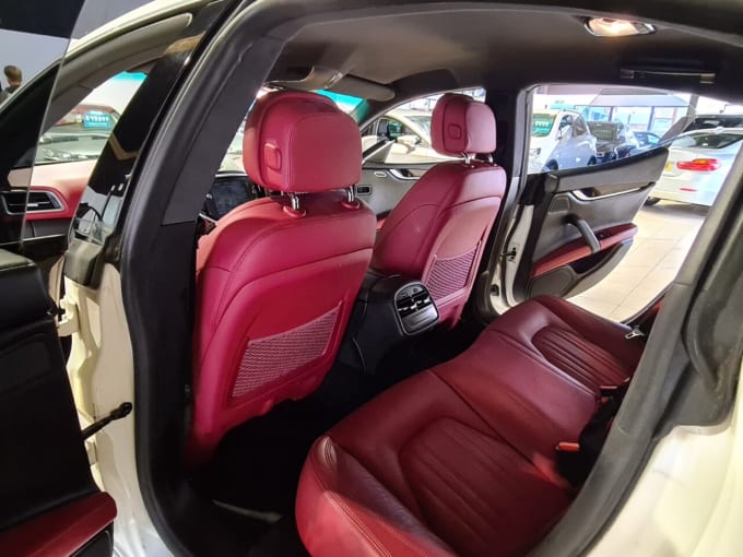 2025 Maserati Ghibli