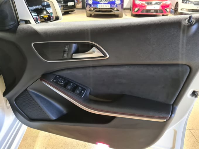 2015 Mercedes-benz A-class