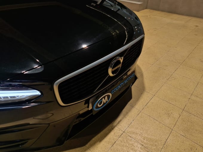 2019 Volvo S90