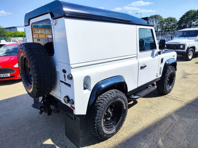 2025 Land Rover Defender