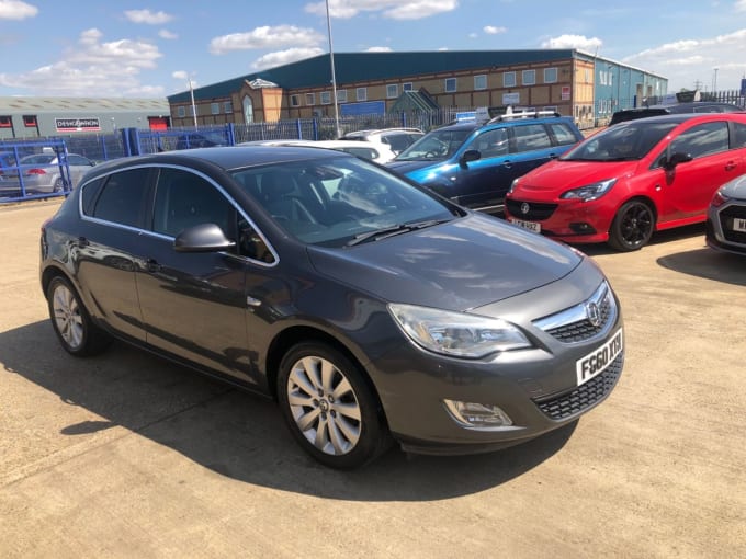 2025 Vauxhall Astra