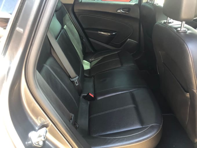 2025 Vauxhall Astra