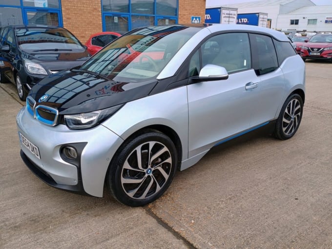 2025 BMW I3