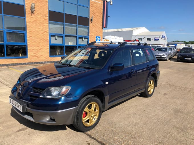 2025 Mitsubishi Outlander