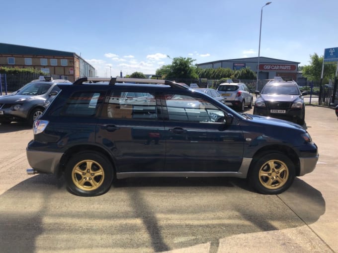 2025 Mitsubishi Outlander