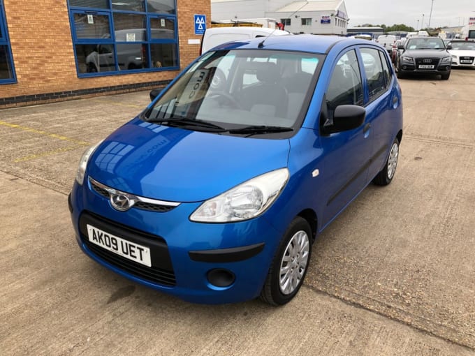 2025 Hyundai I10