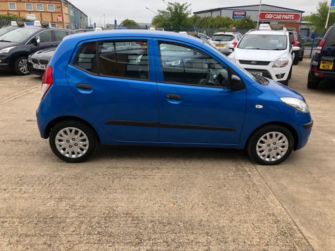 2025 Hyundai I10