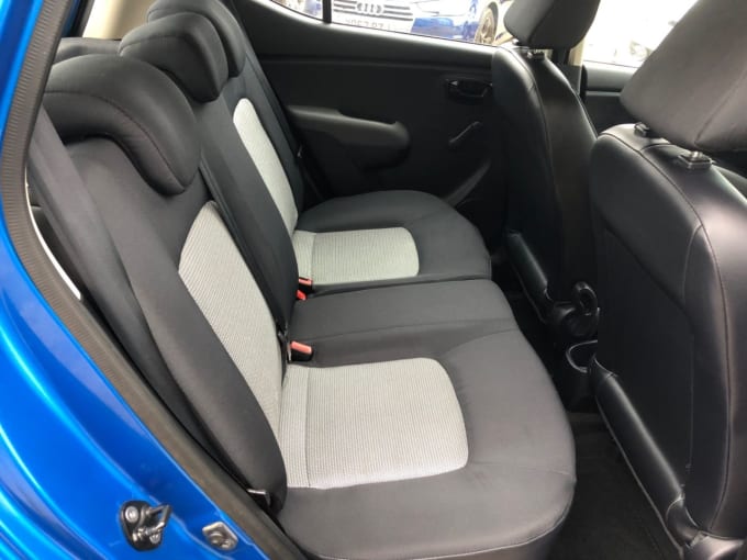 2025 Hyundai I10