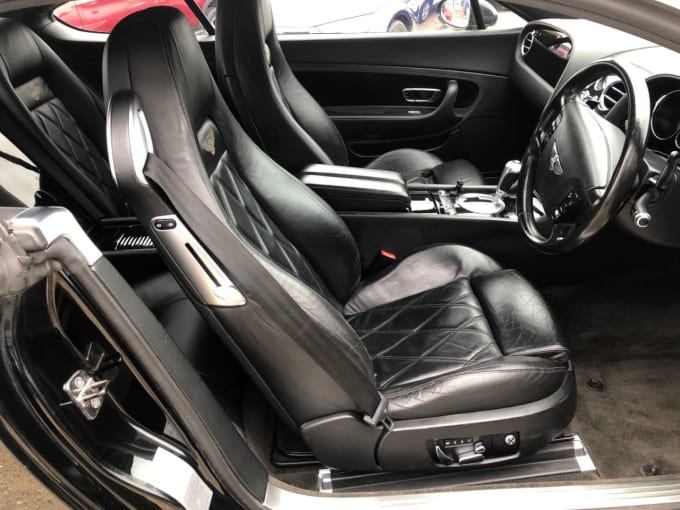 2025 Bentley Continental