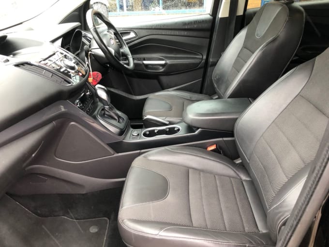 2025 Ford Kuga
