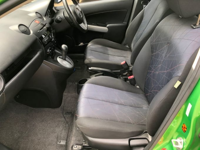 2025 Mazda Mazda2