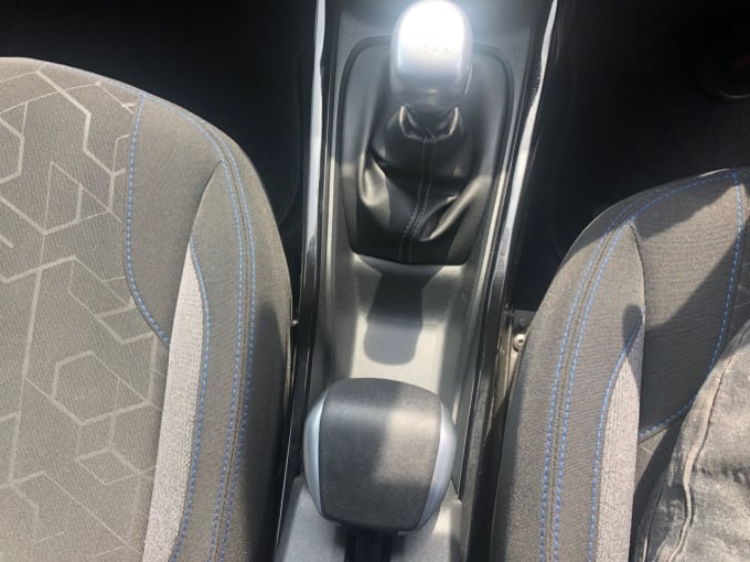 2025 Peugeot 2008