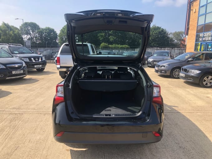 2025 Toyota Prius