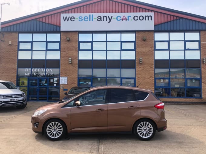 2025 Ford C-max