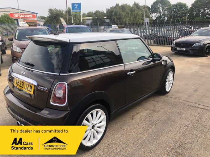 2009 Mini Mini