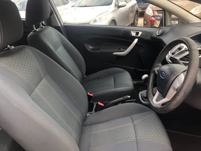 2025 Ford Fiesta