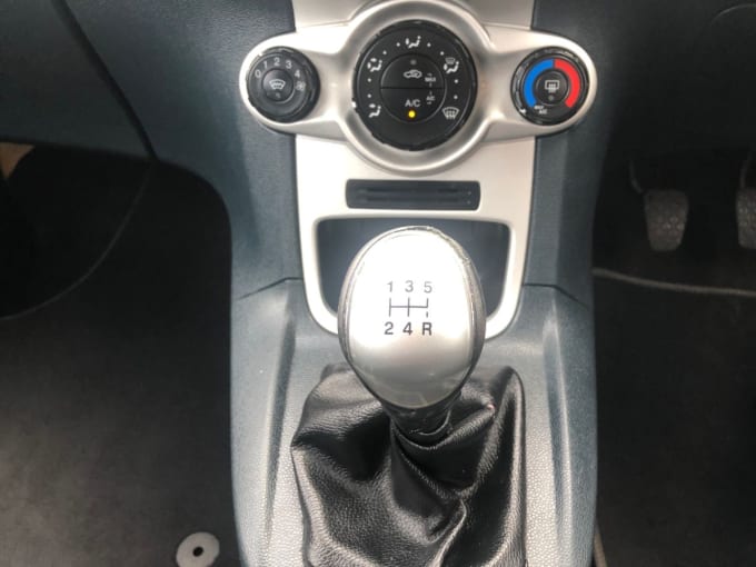 2025 Ford Fiesta