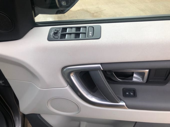 2025 Land Rover Discovery Sport