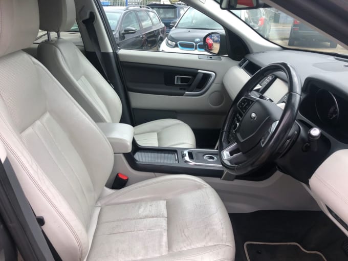 2025 Land Rover Discovery Sport