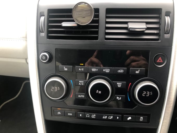2025 Land Rover Discovery Sport