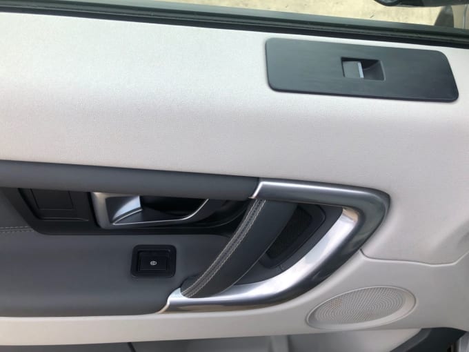 2025 Land Rover Discovery Sport