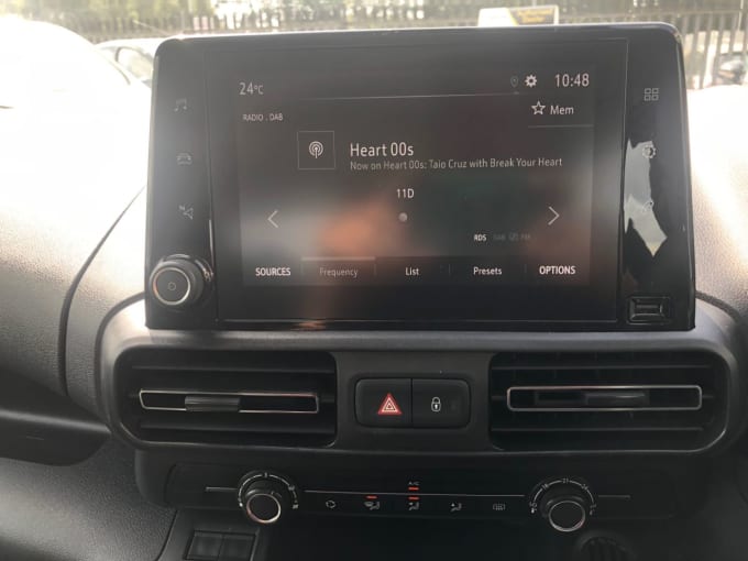 2025 Vauxhall Combo Life