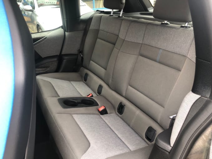 2025 BMW I3