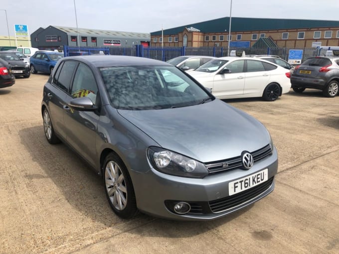 2025 Volkswagen Golf